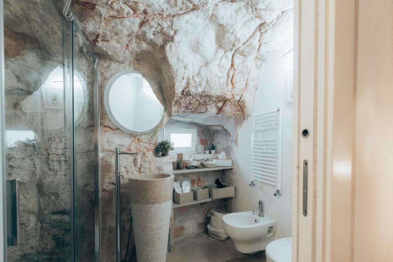Bed and Breakfast Grotta Carlotta Остуни Экстерьер фото